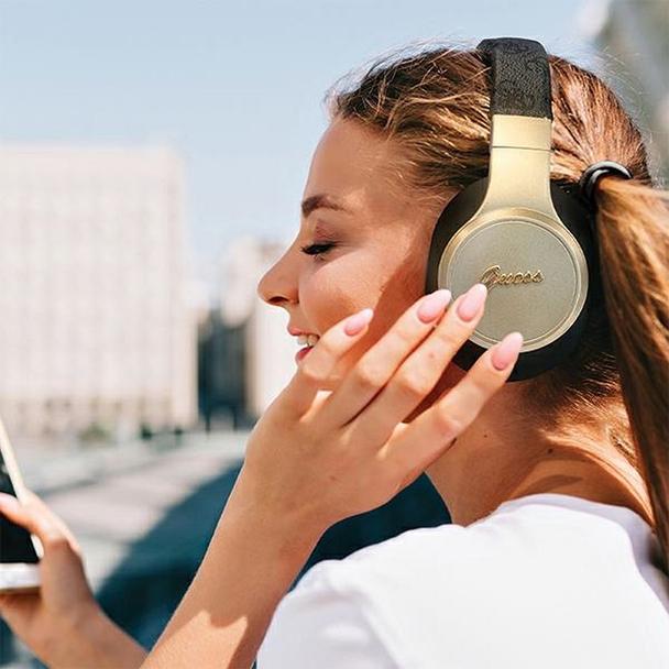 GUESS słuchawki bezprzewodowe bluetooth nauszne GUBH604GEMK (4G Script) czarne