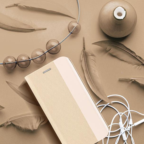Etui z klapką na iPhone 17 PRO MAX Sensitive Book złote