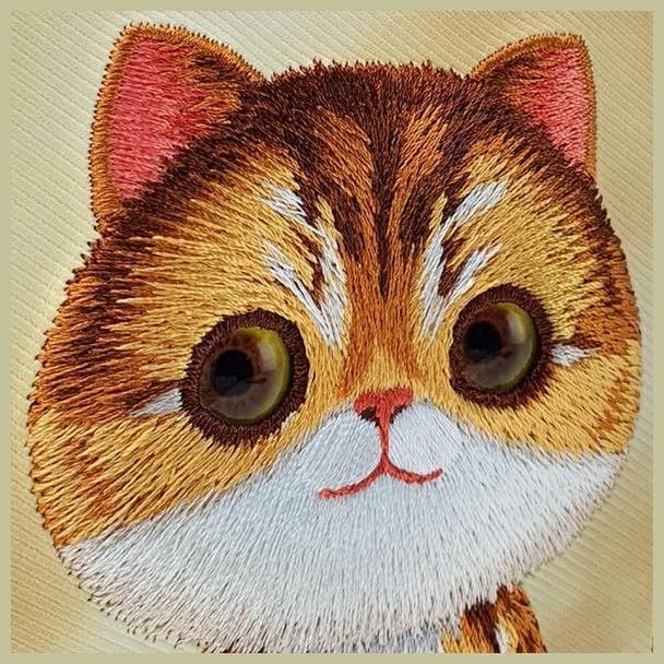 NIMMY futerał BIG EYED PET 2.0 Cat do IPHONE 15 Pro khaki