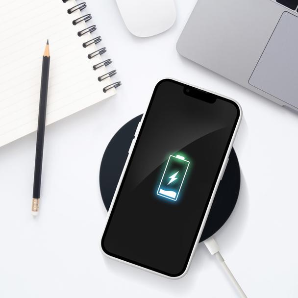 Futerał CARD CASE do IPHONE 11 biały
