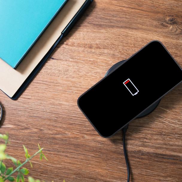 ROAR futerał CHILL FLASH do IPHONE 15 Pro Max Style 4