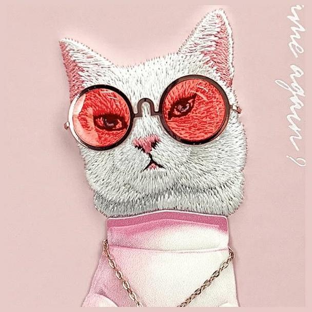 NIMMY futerał GLASSES COOL CAT do IPHONE 15 różowy