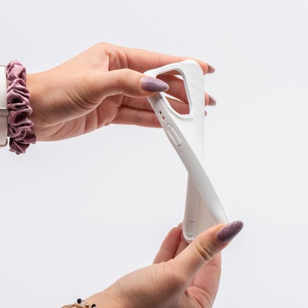 Silicone Zephyr Mag Cover kompatybilny z MagSafe do IPHONE 14 PRO MAX biały