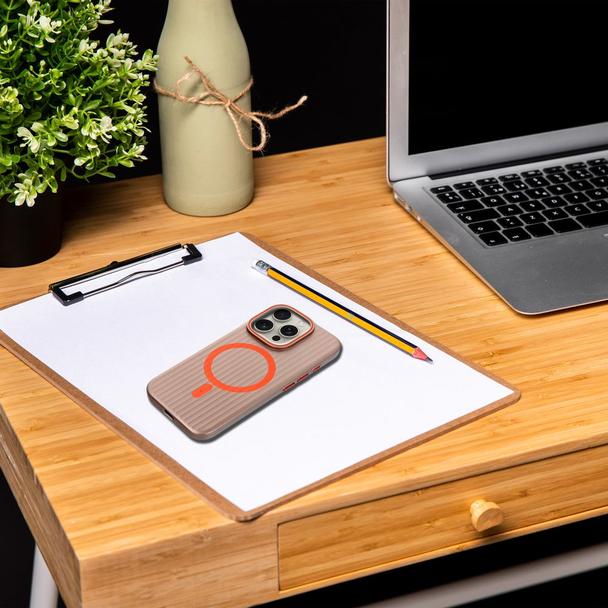 Futerał do iPhone 16 Simply zgodny z MagSafe tytanowy pustynny