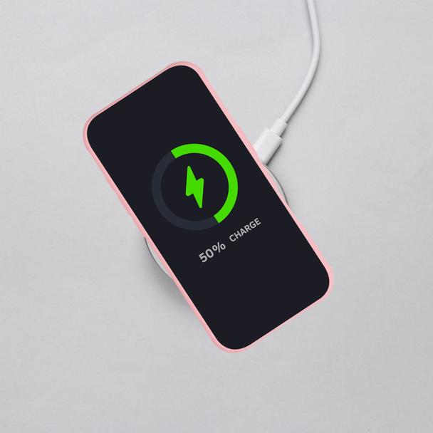 Futerał FULL MATTE MAG COVER kompatybilny z MagSafe do IPHONE 13 Mini jasny różowy