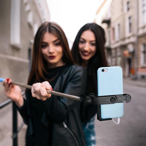 Uchwyt selfie z pilotem bezprzewodowym tripod SSTR-12 czarny