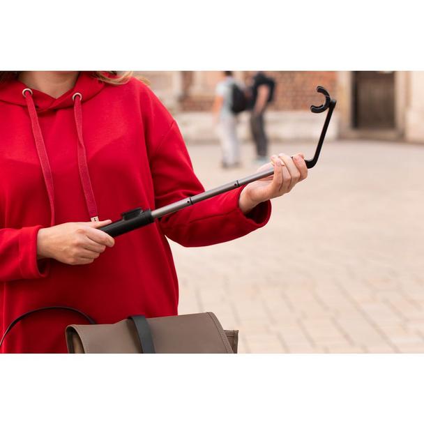 Selfie stick Forcell F-Grip S70M tripod z pilotem bezprzewodowym czarny 0INT