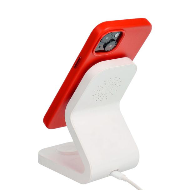 Futerał LEATHER MAG COVER kompatybilny z MagSafe do IPHONE 16 Pro czerwony