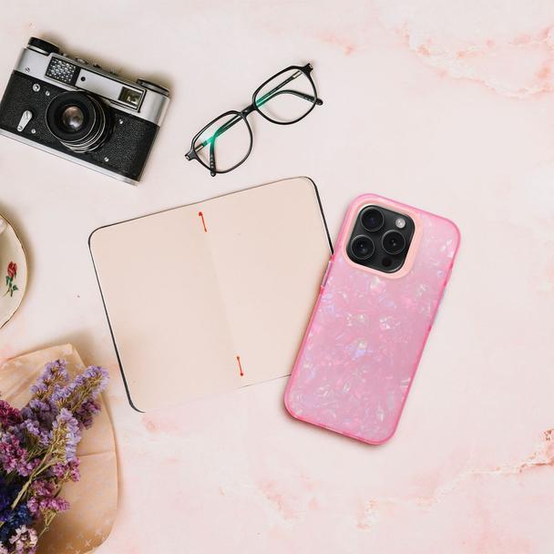 Futerał do iPhone 16e (SE 4 2025) Tutti Frutti różowy