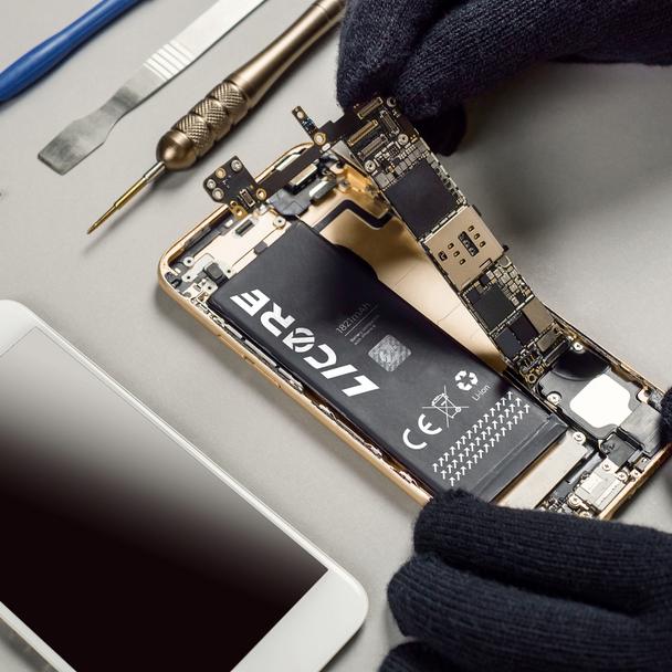 LICORE bateria do IPHONE 13 Pro 3095 mAh