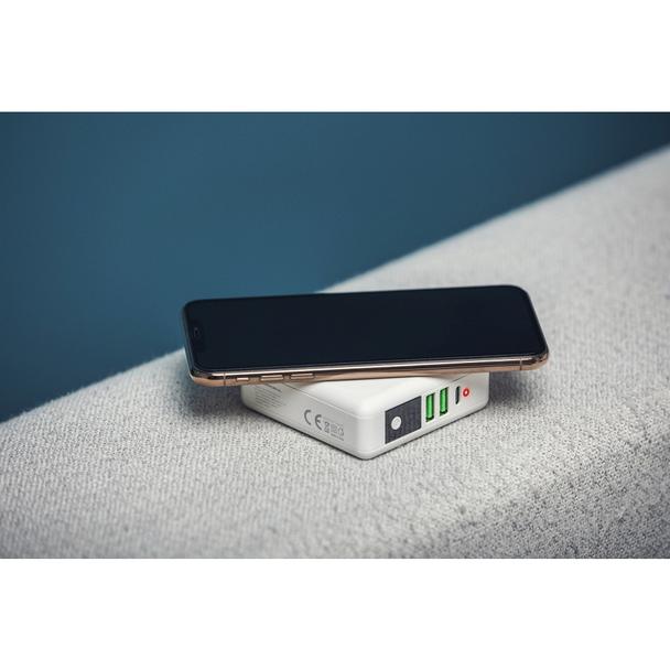 Wielofunkcyjna ładowarka Forcell F-Energy 4w1 2 x USB A + USB C 15W + power bank 8000mAh + ładowanie bezprzewodowe biała
