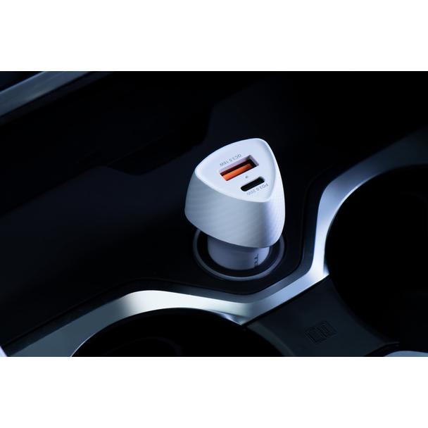 Ładowarka samochodowa Forcell F-Energy Carbon USB C + USB A QC3.0 PD 3A 38W CC50-1A1C biała