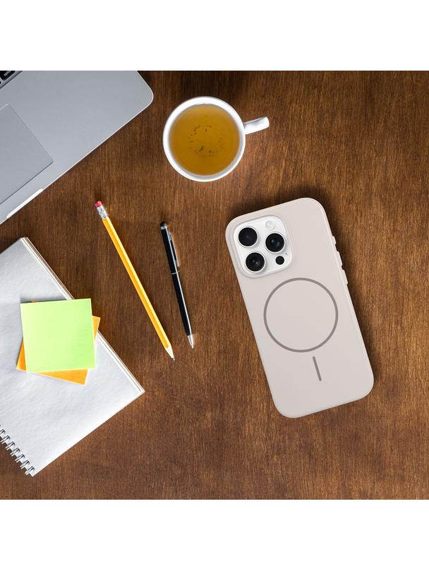 Etui na iPhone 13 PRO MAX Glossy Mag Cover zgodny z MagSafe pasuje białe