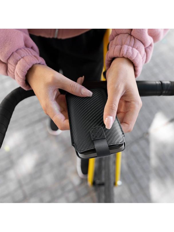 Futerał uniwersalny / wsuwka POCKET Carbon - Model 14 - do IPHONE 11 / XR