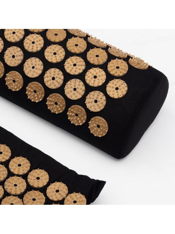 Zestaw mata do akupresury z poduszką i pokrowcem czarno złota