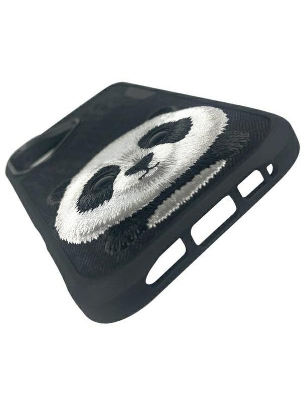 NIMMY futerał BIG EYED PET 2.0 Panda do IPHONE 16 czarny