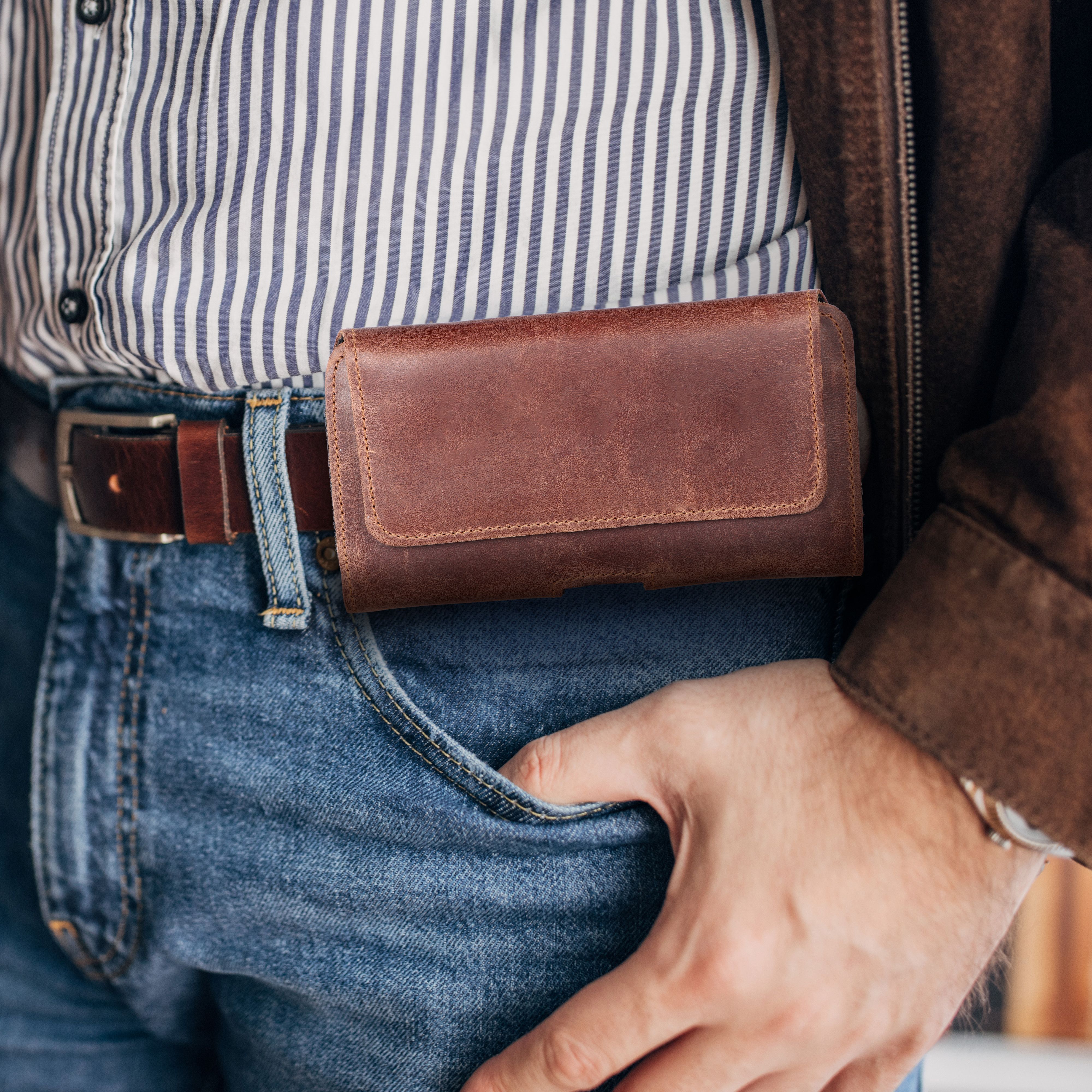 ROYAL Crazy Horse - Leather universal belt holster / brown - Size 2XL - for SAMSUNG A21s / S20 ULTRA / S21 ULTRA / A70 / A71 / XIAOMI REDMI 9 / HUAWEI P SMART PRO